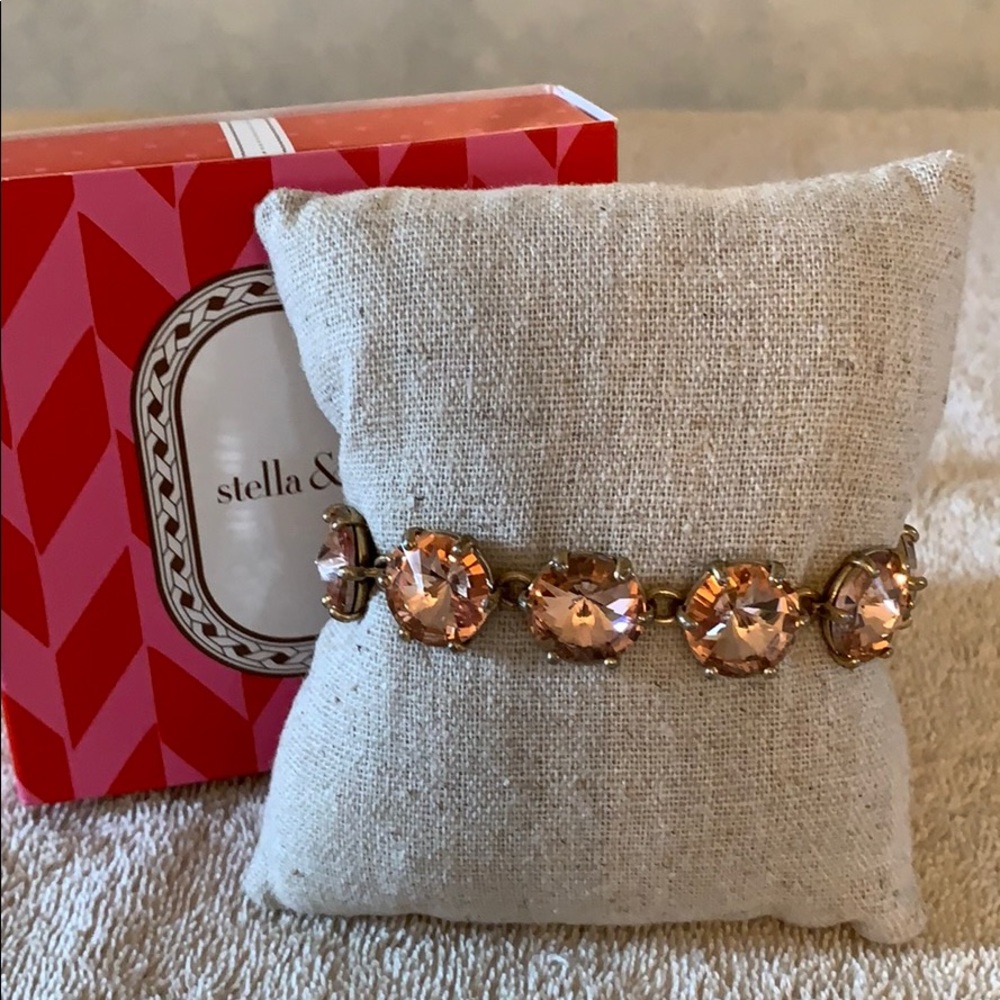 Stella & Dot